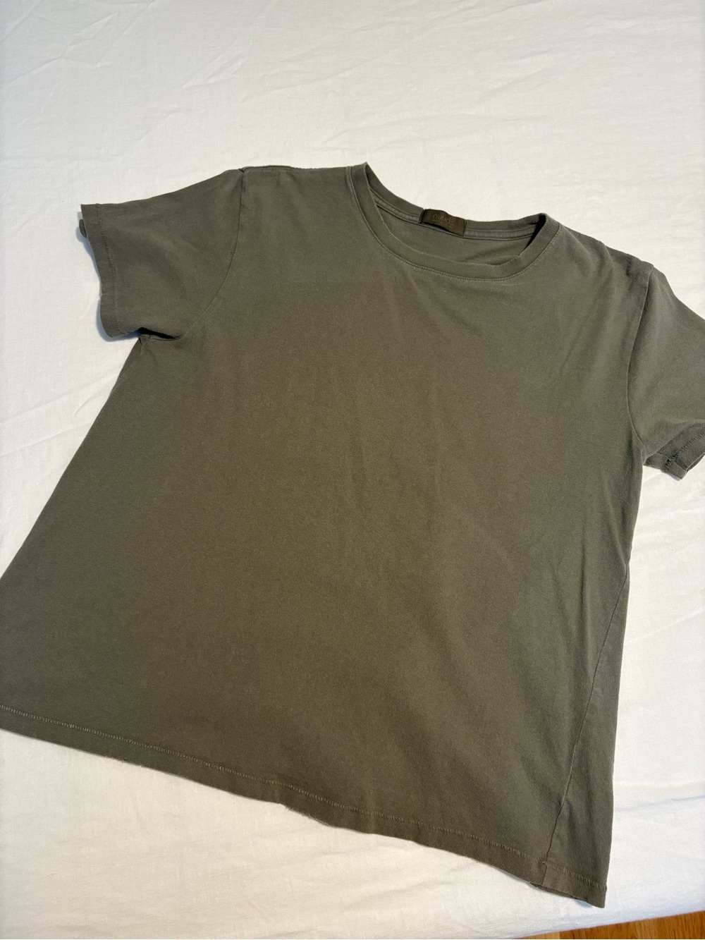 Nuuds Short Sleeve Tee in Olive